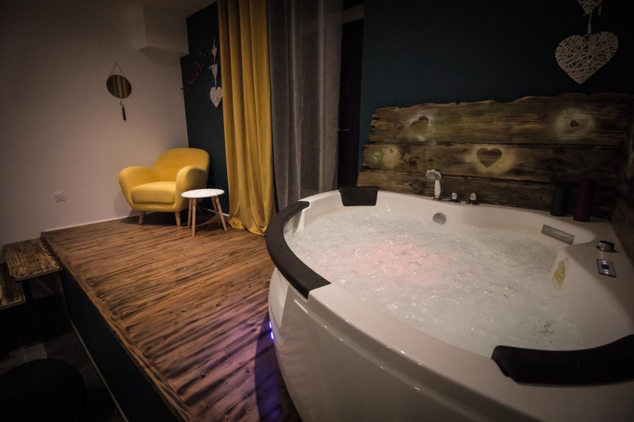 ** Au Canal Du Midi - Jaccuzzi & Luxueux Appartements ** 카르카손 외부 사진