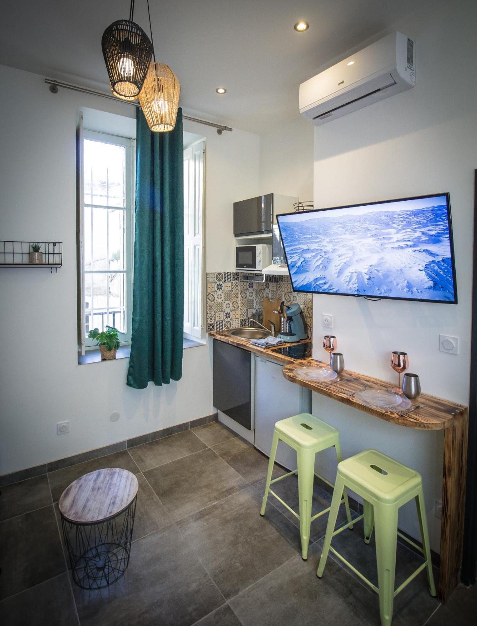 ** Au Canal Du Midi - Jaccuzzi & Luxueux Appartements ** 카르카손 외부 사진